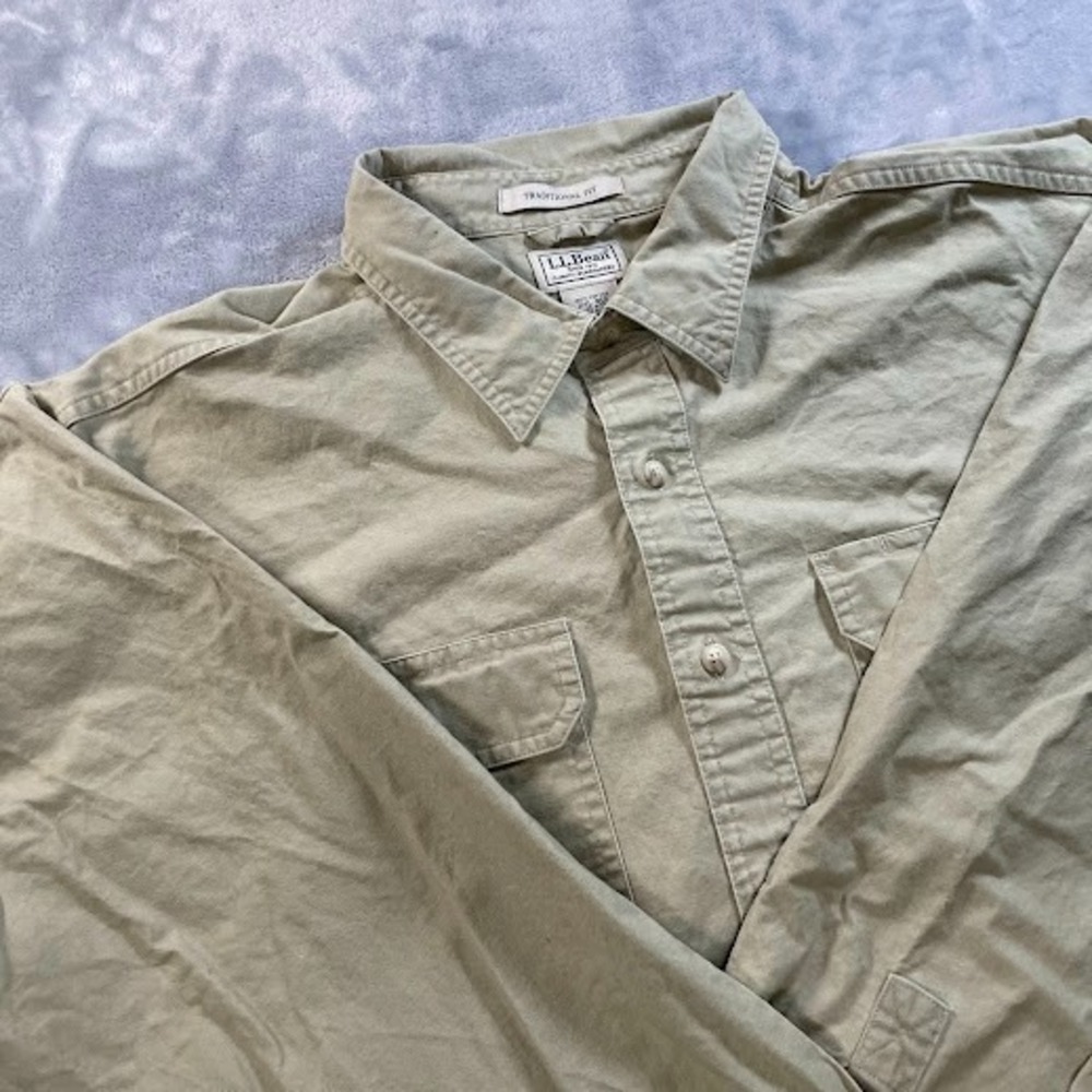 LL Bean Long Sleeve button down Mens Size XXL Beige Tan‎ front pockets